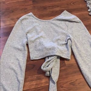 Backless gray cotton cropped shirt